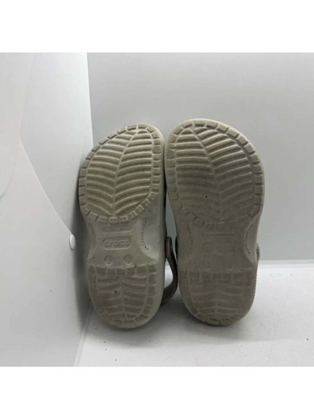 Crocs Classic Clogs Slip On Sandal Gray Sz J1 206991 Unisex Kids Juniors Comfort